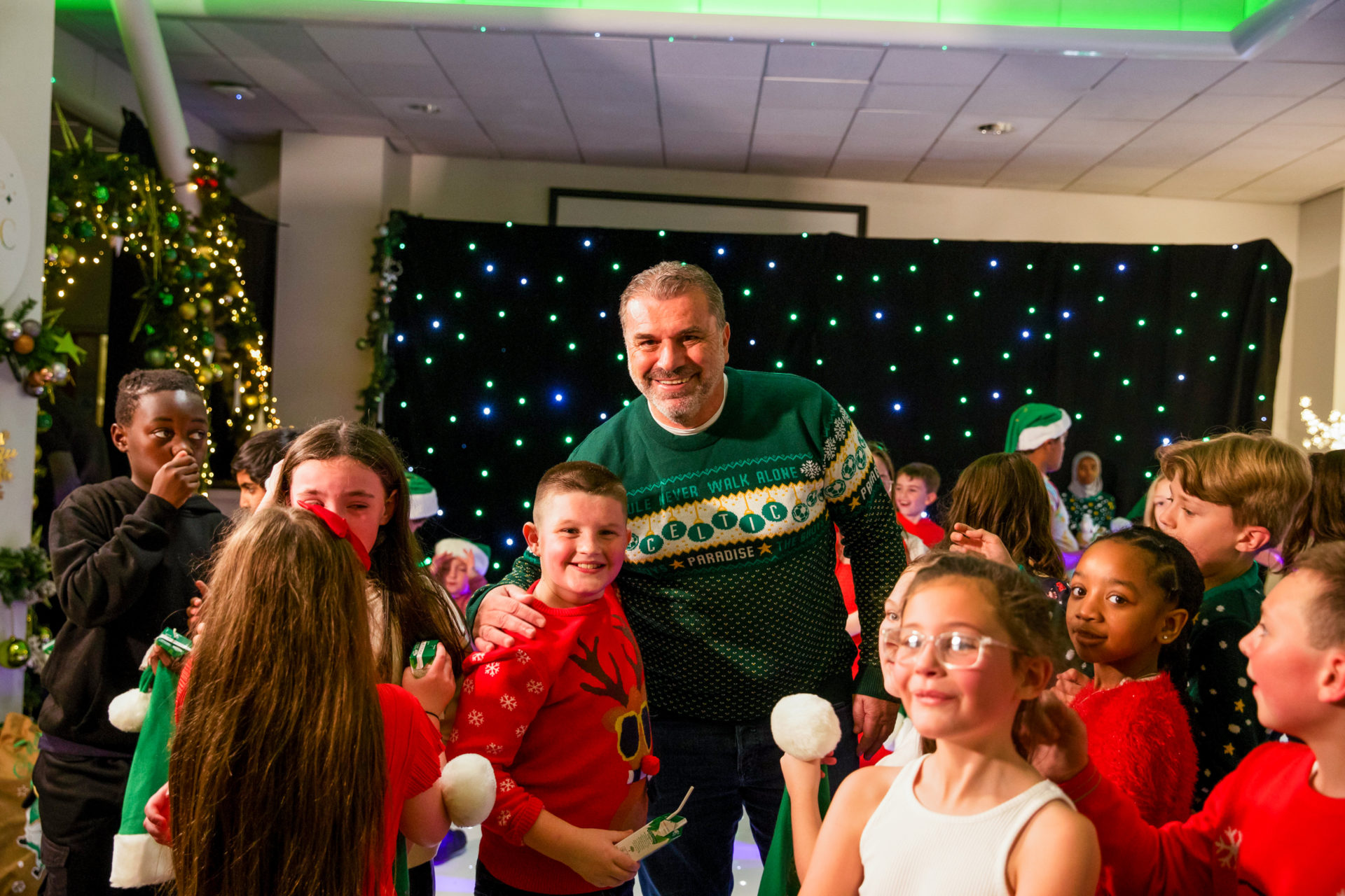 Celtic make £10,000 donation to kick off ‘Share The Magic’ Christmas campaign